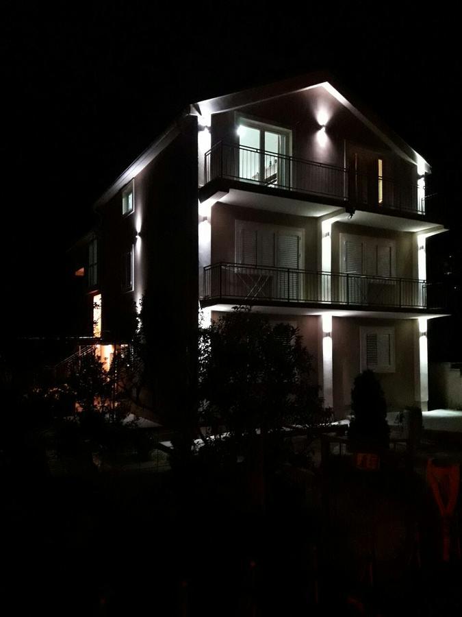 Petkovic Accommodation ティヴァト エクステリア 写真